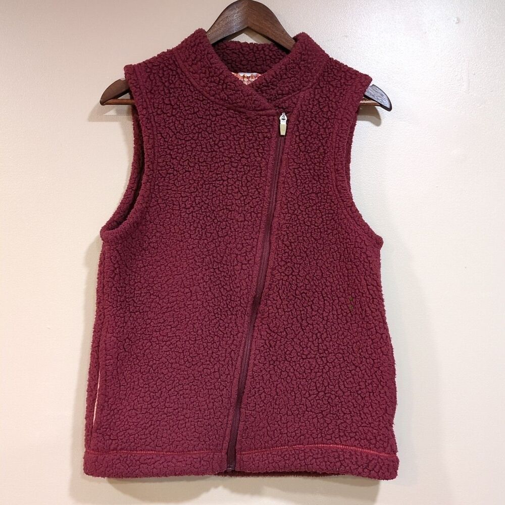 Janji Burgundy Sherpa Vest